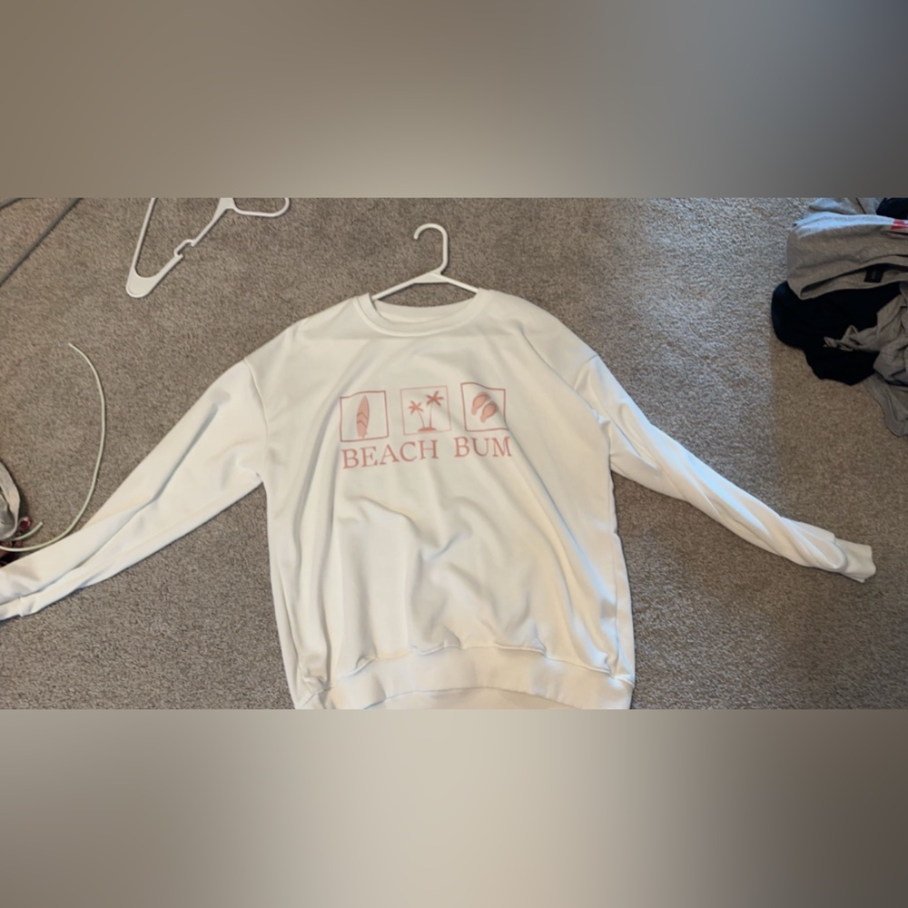 Beach bum crewneck.